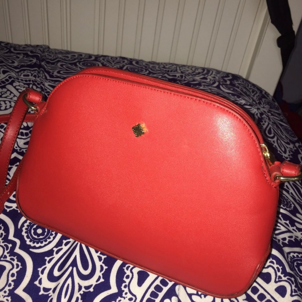 Crown & Ivy Purse